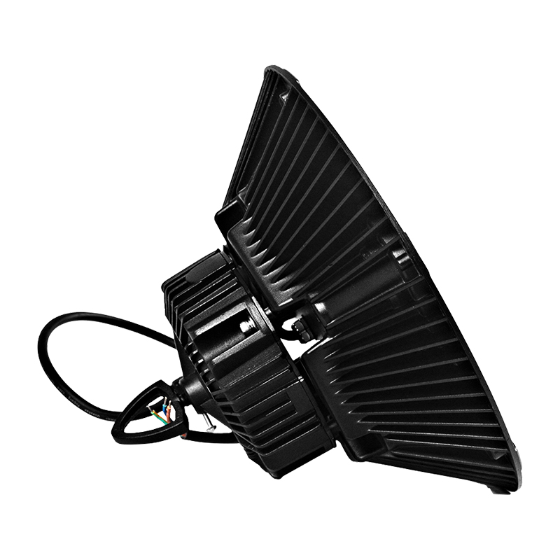 Brand new European and American style design Bright 100w 150w 200w led high bay light factory warehouses flood light