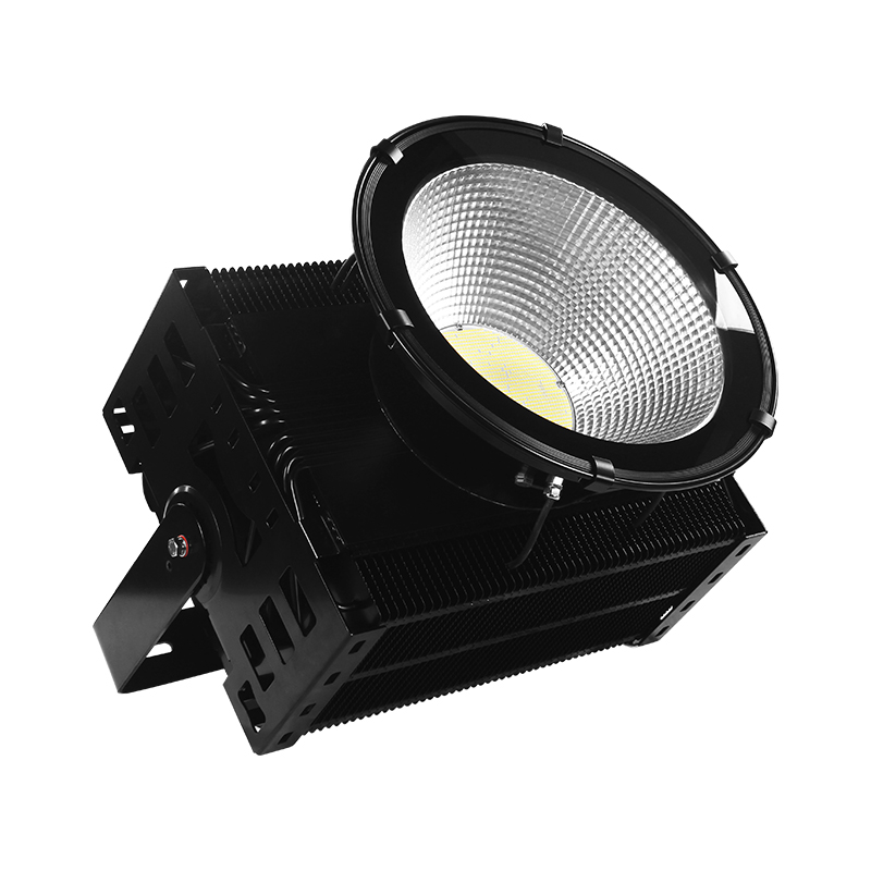 reflector light 800w 1000w 1500w 2000w Outdoor RGBW DMX controlled LED Tower crane Light Super bright high power industrial chandelier flood lighting for basketball court sports stadium